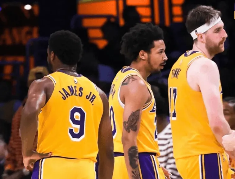 美记:湖人4月已输3场多于整个3月,本季对雷霆马刺活塞1-9